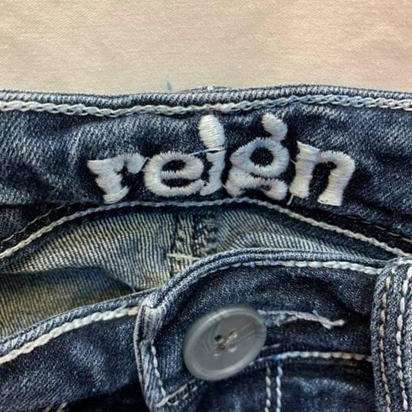 Size 11 Girls Reign 5 Pocket Stretch Denim Blue Jeans - Picture 2 of 8